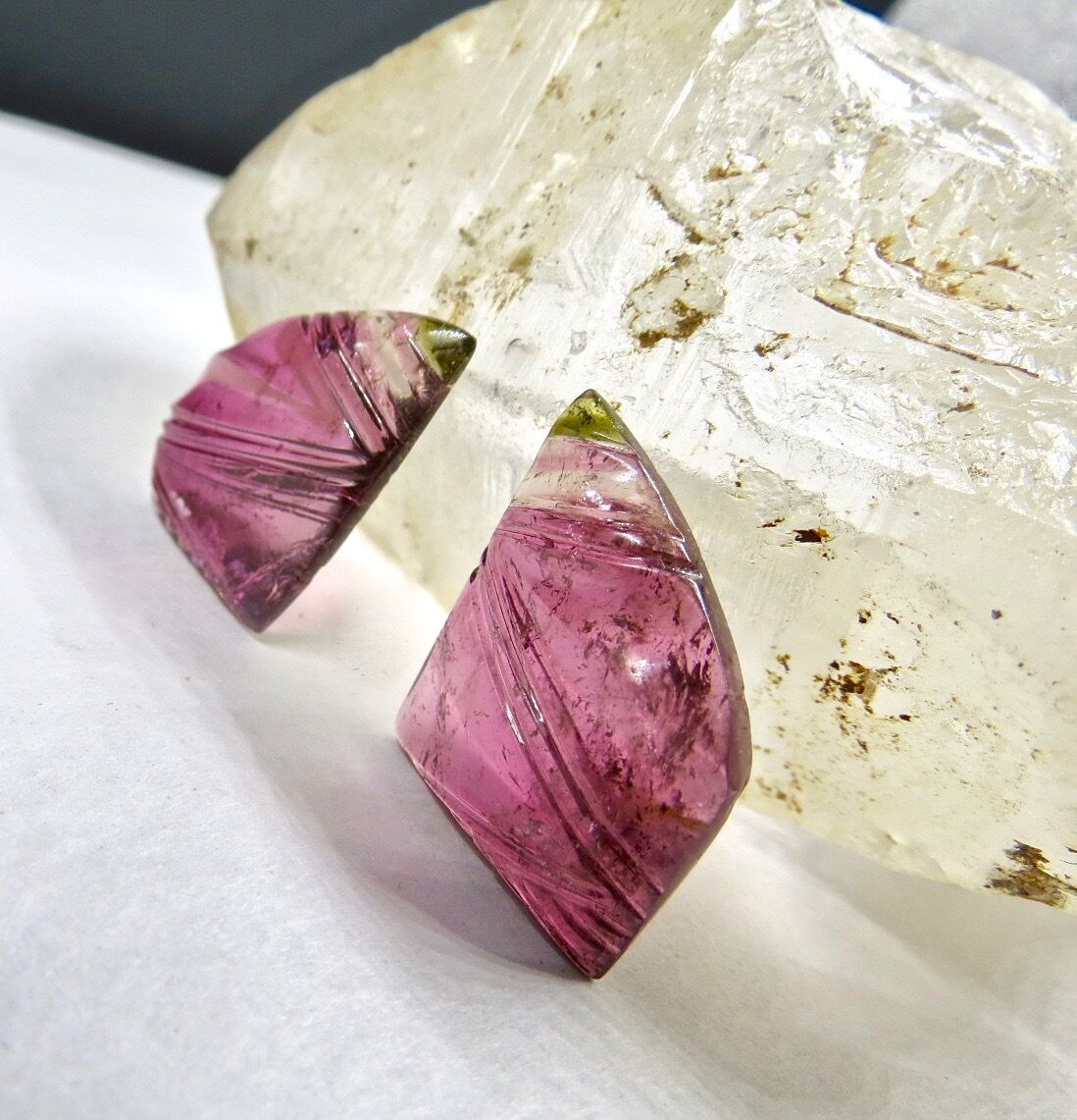 NATURAL MULTI PINK TOURMALINE CARVED 23.65 CARATS GEMSTONE FOR EARRING PENDANT