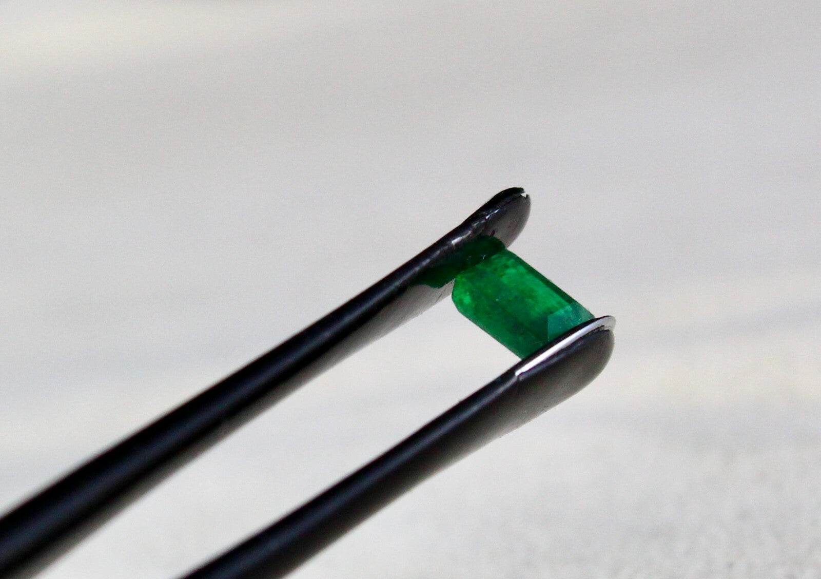 Certified Natural Zambian Emerald Octagon 5x4mm 18pcs 10.20ct Gemstone Designing
