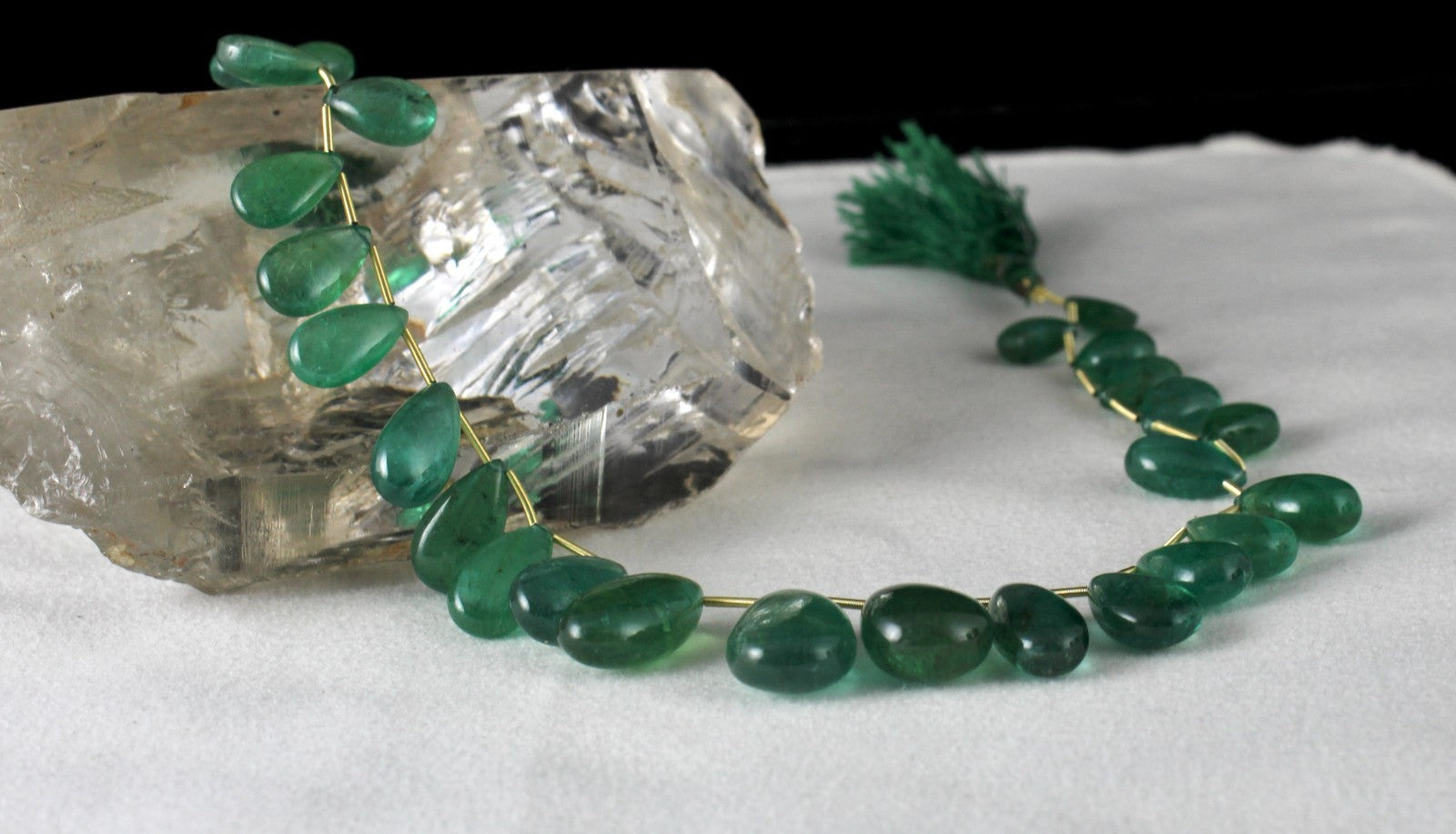 Certified Natural Emerald Teardrop Necklace 176.61 Ct Hanging Gemstone Designing