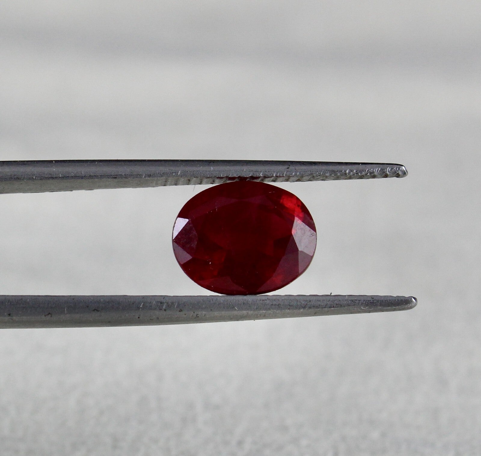 Certified Grs Heated Burma Ruby 3.14 Ct Gemstone Oval Ring Pendant