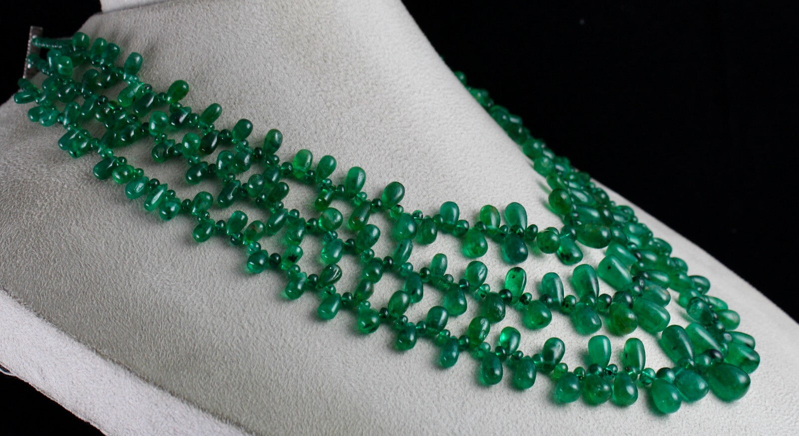 Certified Natural Emerald Diamond 552ct Teardrop Bead Necklace
