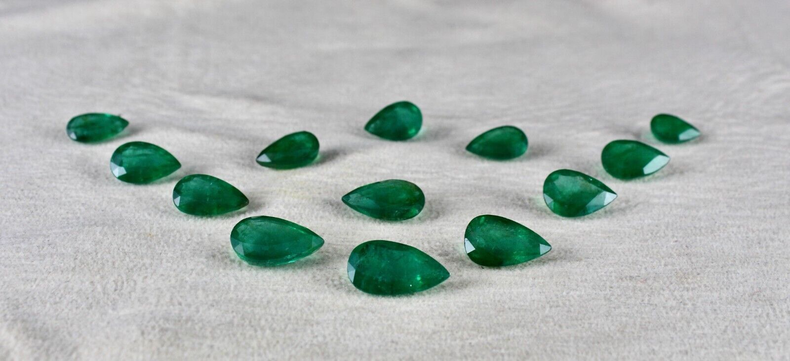 NATURAL ZAMBIA EMERALD PEAR CUT 13 PCS 43.50 CTS LOOSE GEMSTONE RING EARRING SET