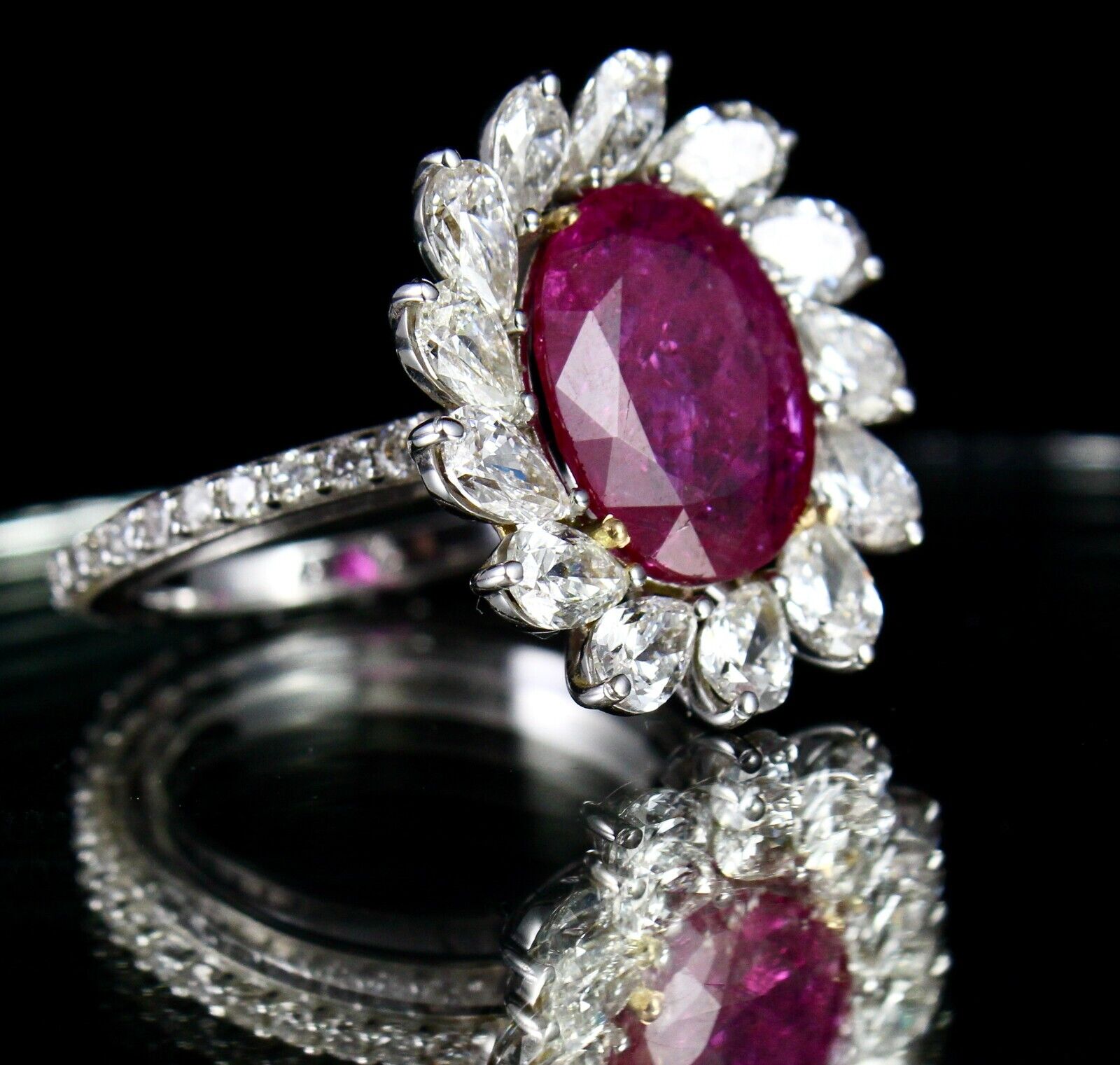 Natural Mozambique Ruby Oval Cut Gemstone Pear Diamond 18K Gold Statement Ring