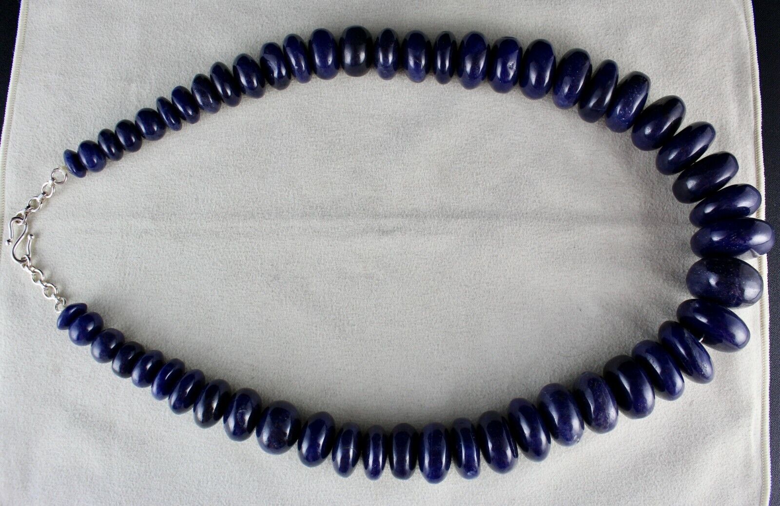 NATURAL BLUE JADE BEADS ROUND GEMSTONE 1 LINE 2085 CARATS LADIES SILVER NECKLACE