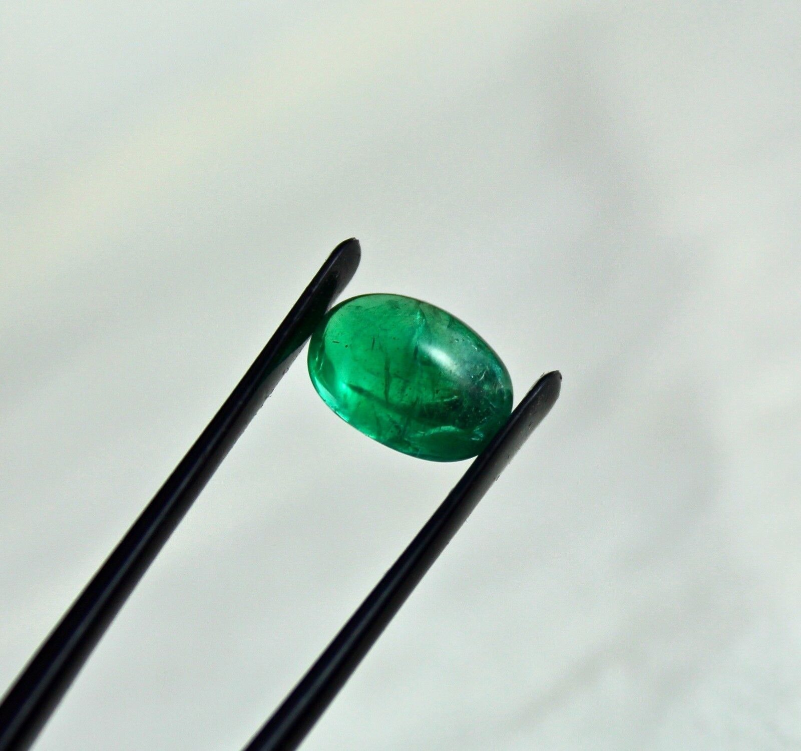 NATURAL ZAMBIAN EMERALD OVAL CABOCHON 3.70 CARATS GEMSTONE FOR RING PENDANT