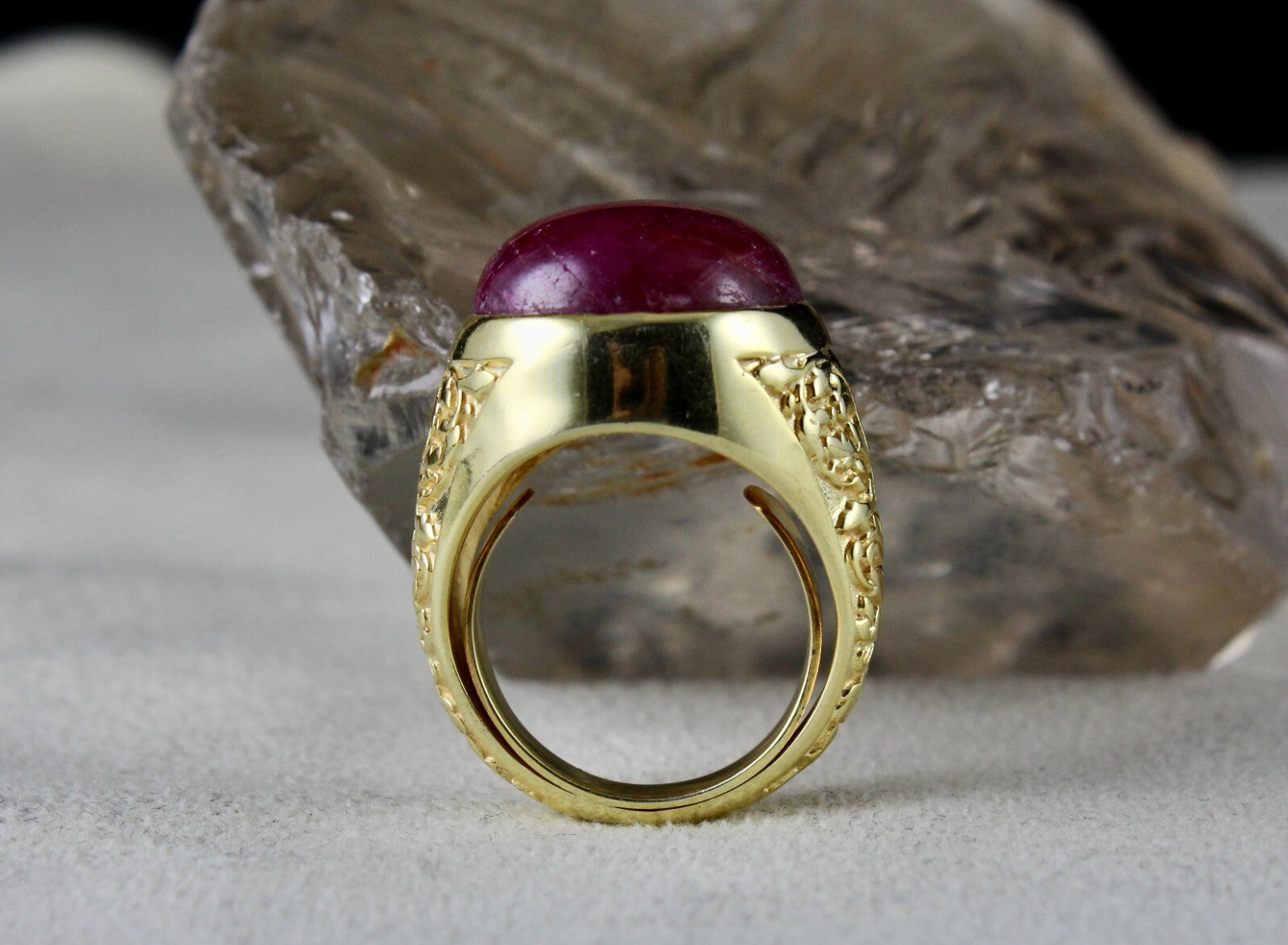Big Red Natural Ruby 77.3ct Cabochon Engraved 925 Silver Gold Plated Ring