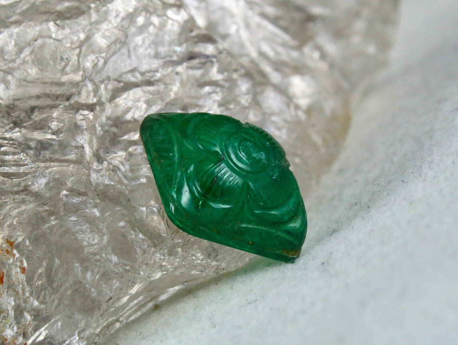 GTL CERTIFIED NATURAL ZAMBIAN EMERALD CARVED 6.25 CTS GEMSTONE FOR PENDANT RING