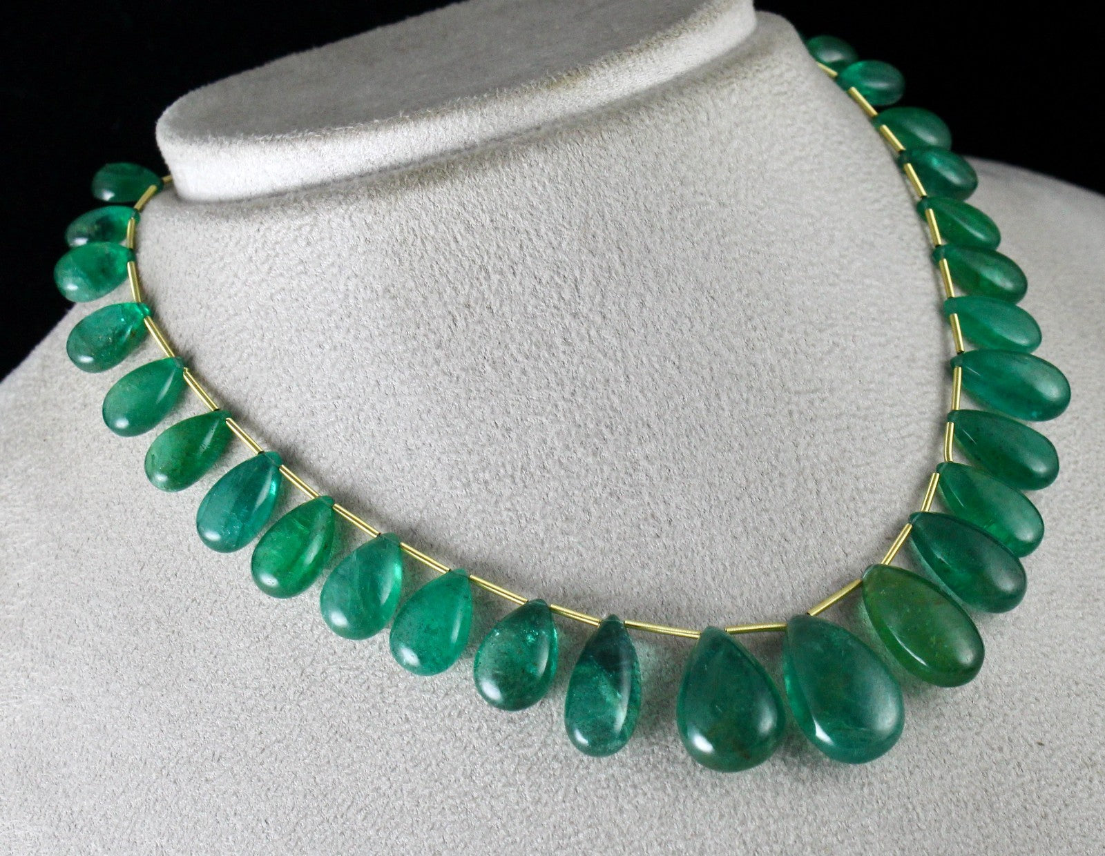 Certified Natural Emerald Teardrop Necklace 176.61 Ct Hanging Gemstone Designing