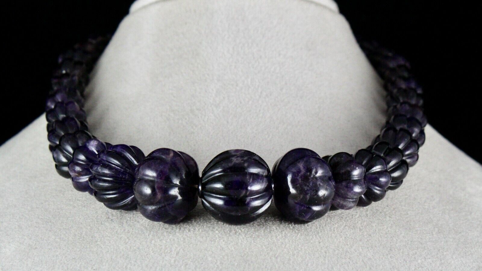 Natural Amethyst Carved Melon Bead 23mm 810 Cts Gemstone Silver Fashion Necklace