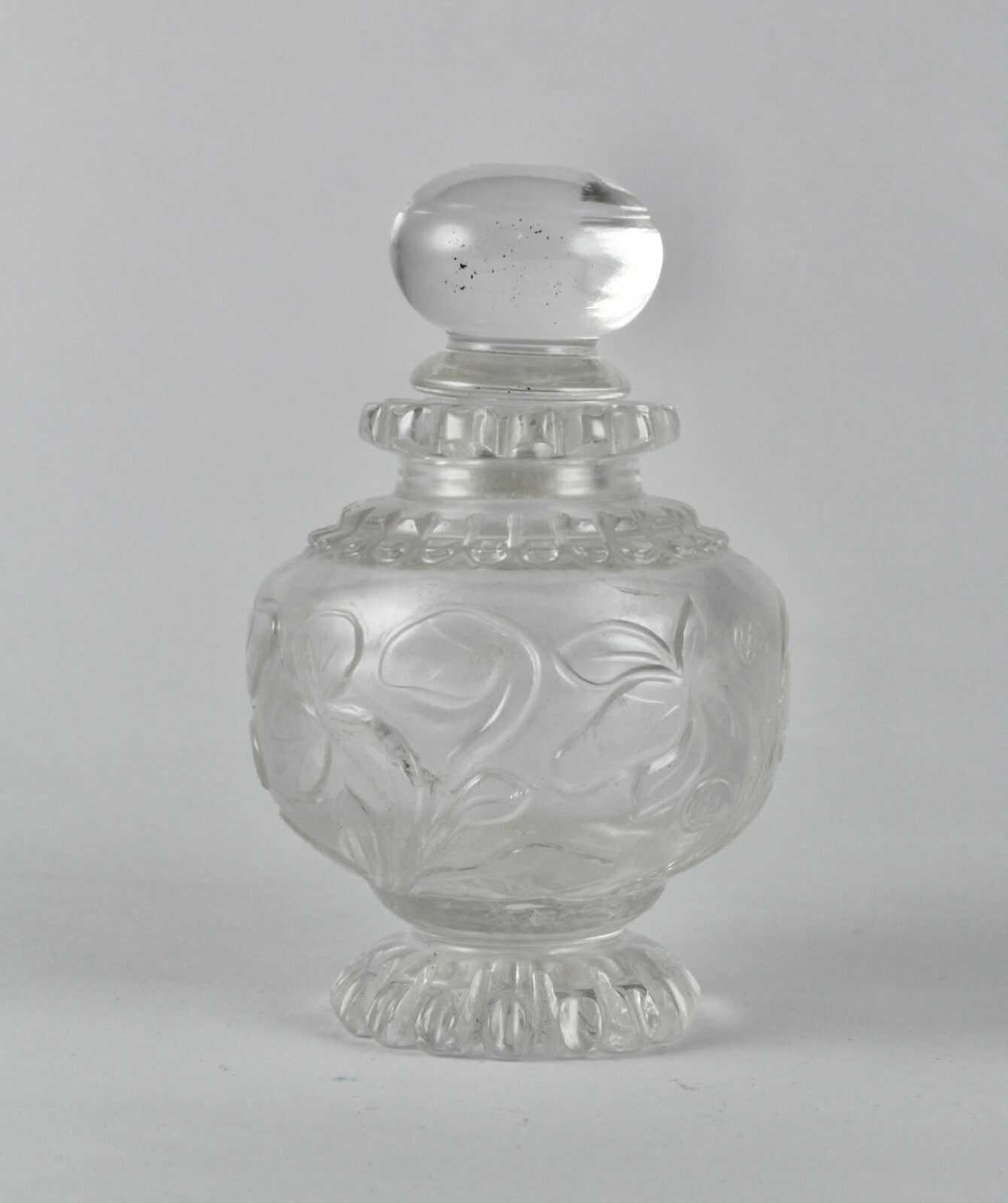 Handcrafted Carved Natural Rock Crystal Quartz 1265 Ct Perfume Bottle Decor