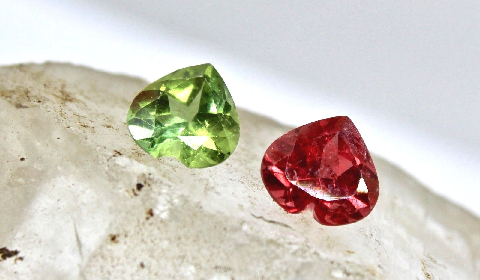 NATURAL MULTI PINK GREEN TOURMALINE HEART SHAPE 3.53 CARATS CUT GEMSTONE DESIGN
