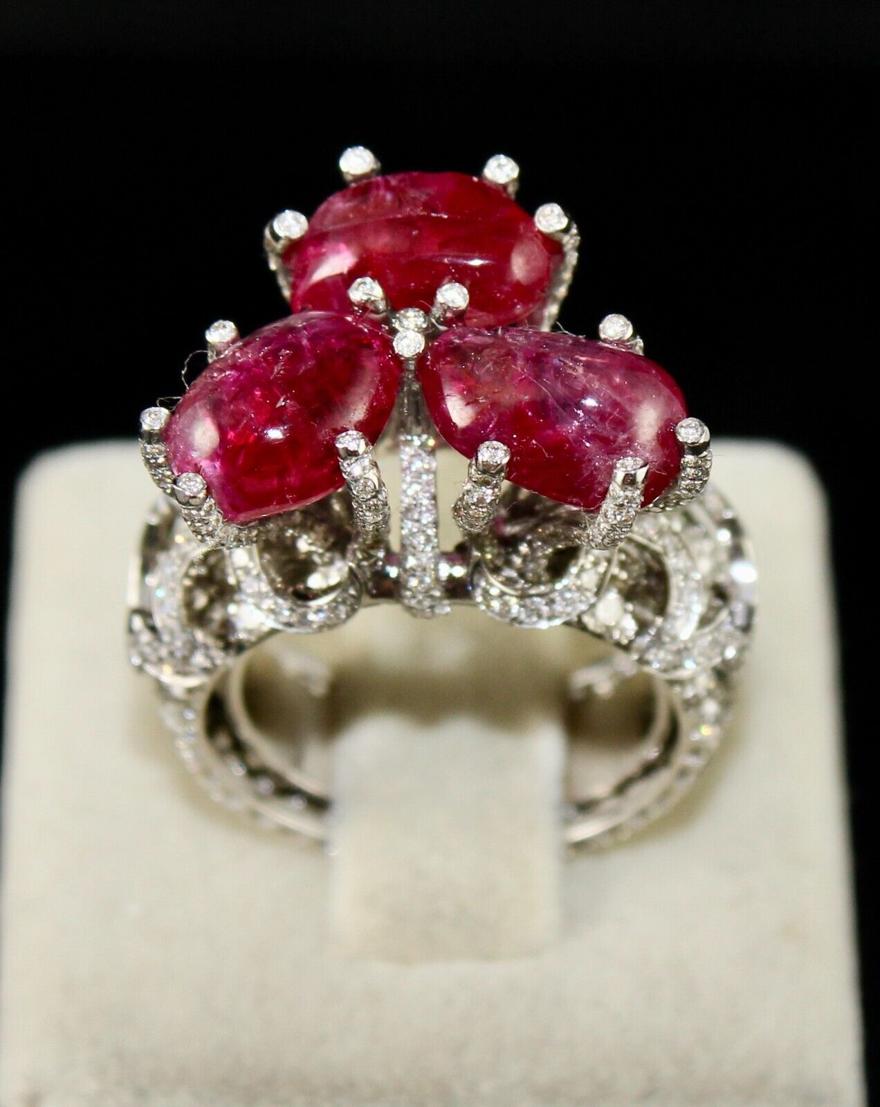 Certified Natural Burmese Ruby Cabochon Diamond 18k Gold Important Cocktail Ring