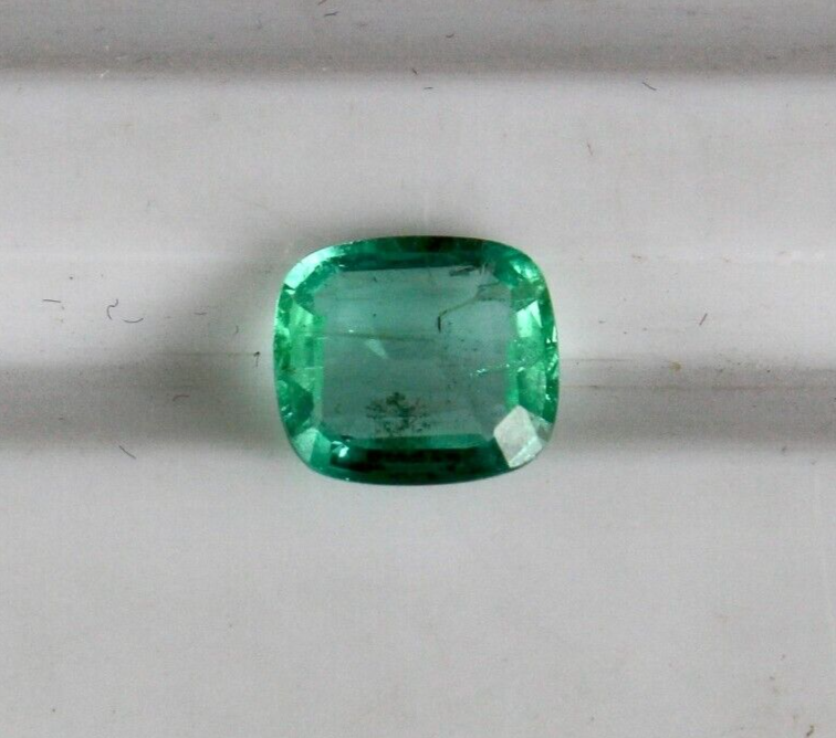 Emerald 7x7mm Cushion Cut 1.13 Ct Loose Gemstone Ring Pendant Design