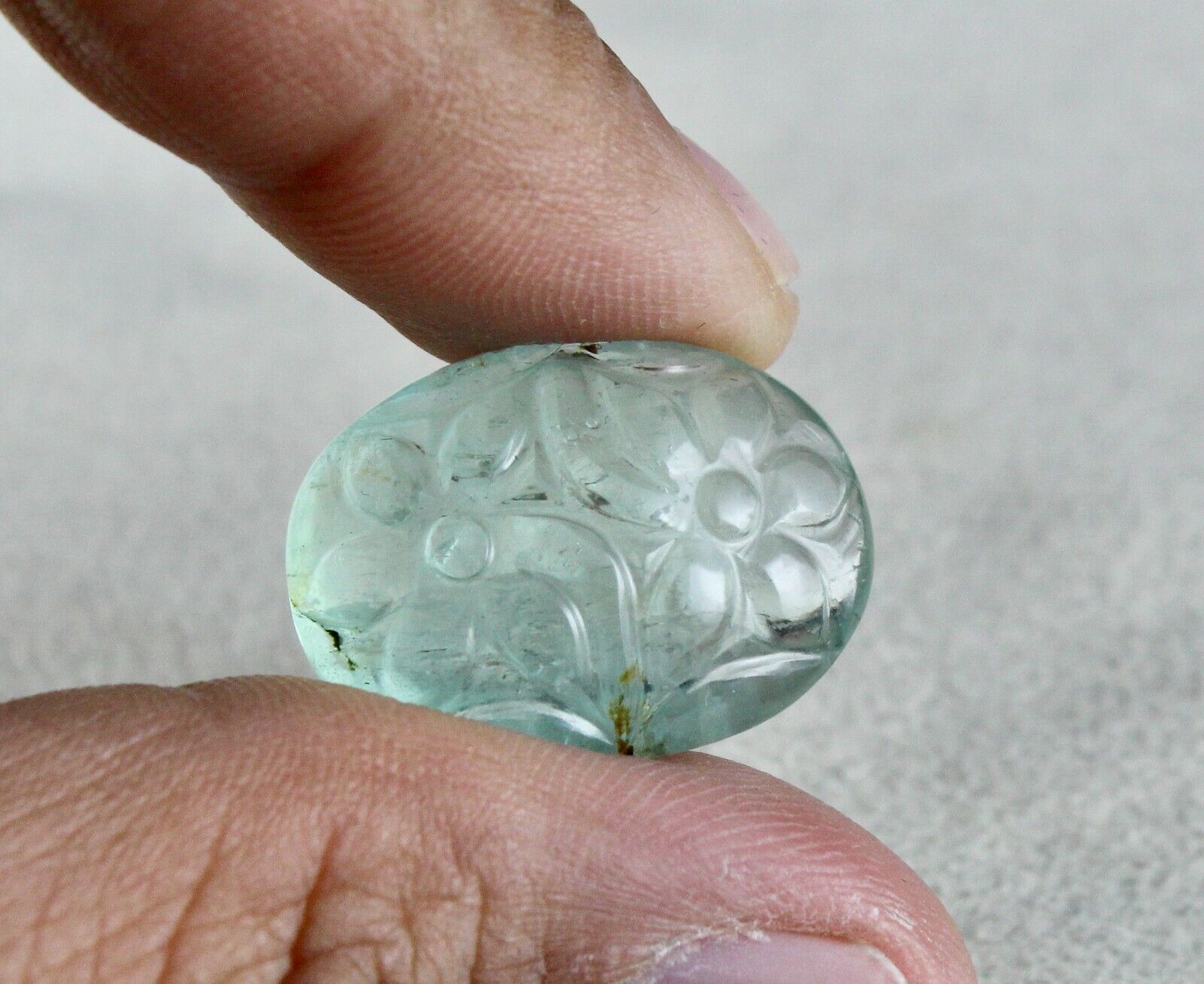 NATURAL BLUE AQUAMARINE CARVED OVAL 25.69 CTS GEMSTONE RING PENDANT DESIGNING