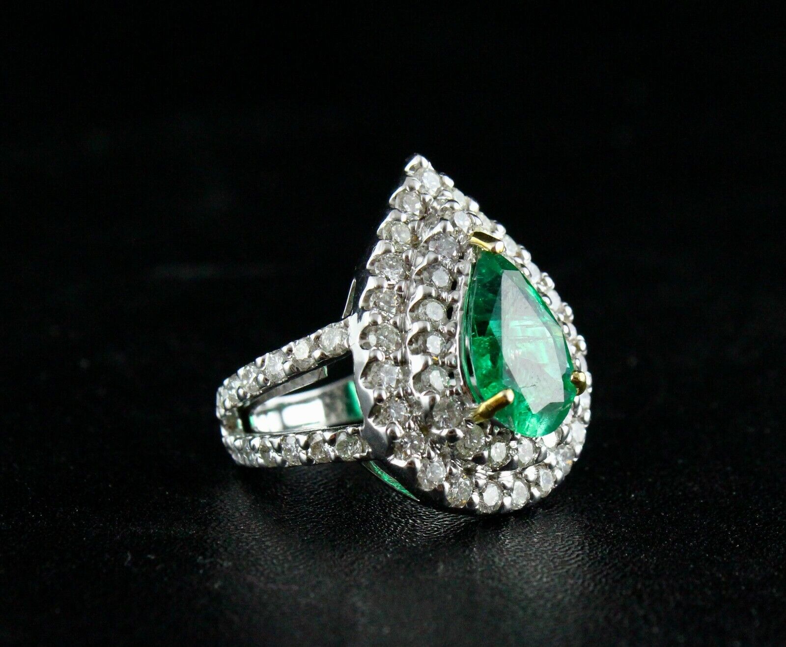 NATURAL ZAMBIAN EMERALD PEAR CUT 2.51 CTS GEMSTONE DIAMOND 18K GOLD LADIES RING