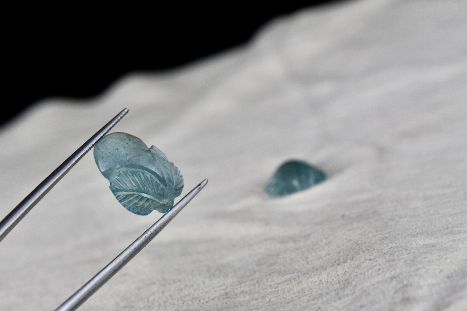 Natural Blue Aquamarine 13.60ct Carved Leaves Gemstone Pair For Earrings