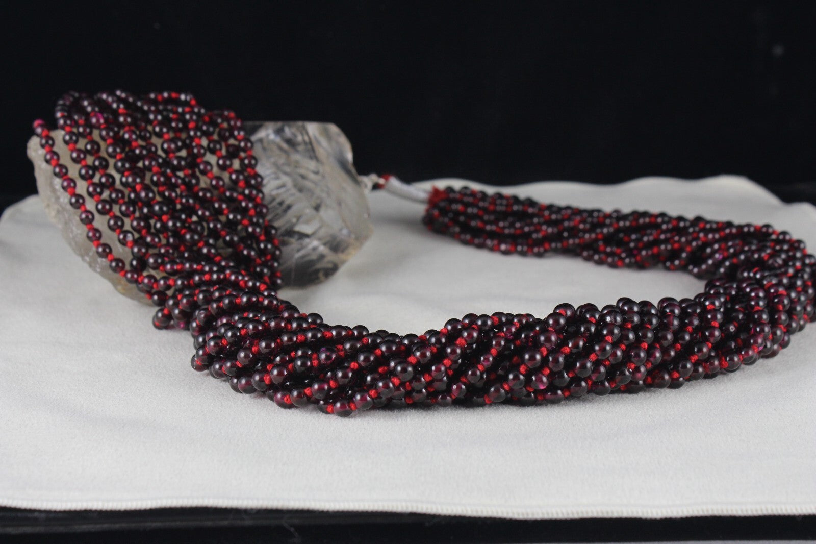 Natural Red Garnet Beads 2043 Ct Round Knotted 15 Line Gemstone Necklace