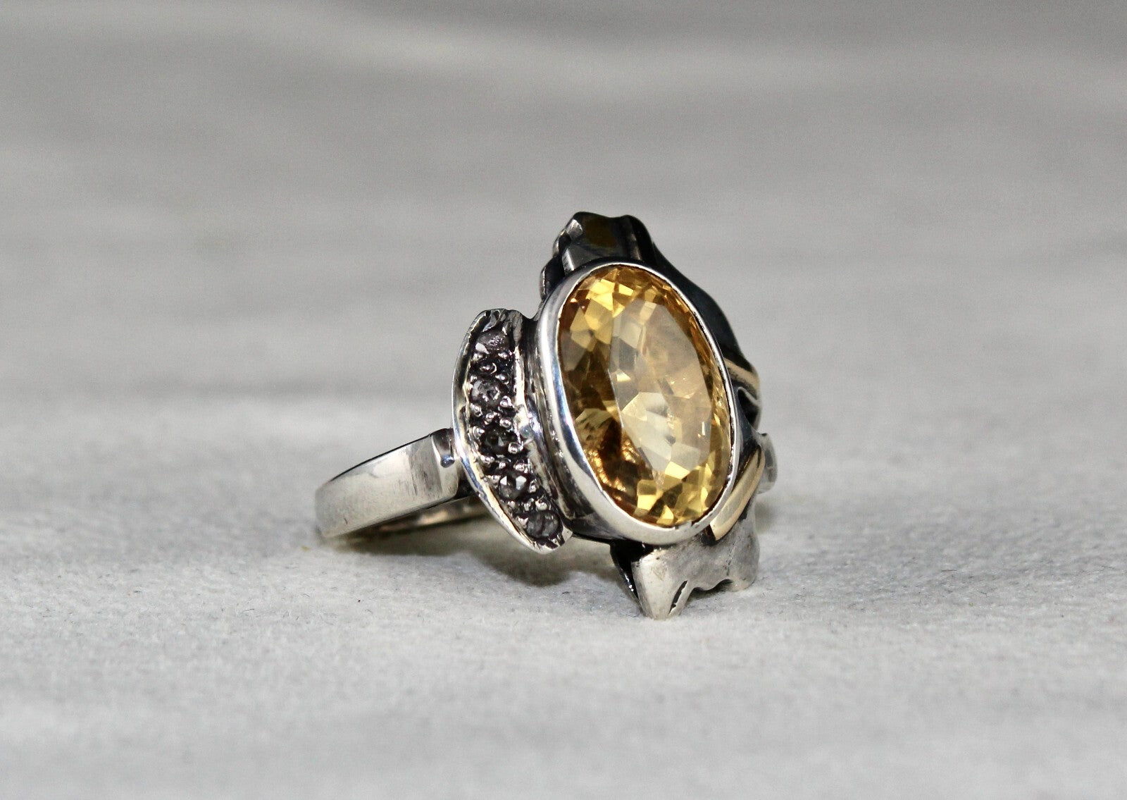 Vintage Natural Yellow Citrine 10ct Natural Diamond 18k Gold Silver Ring