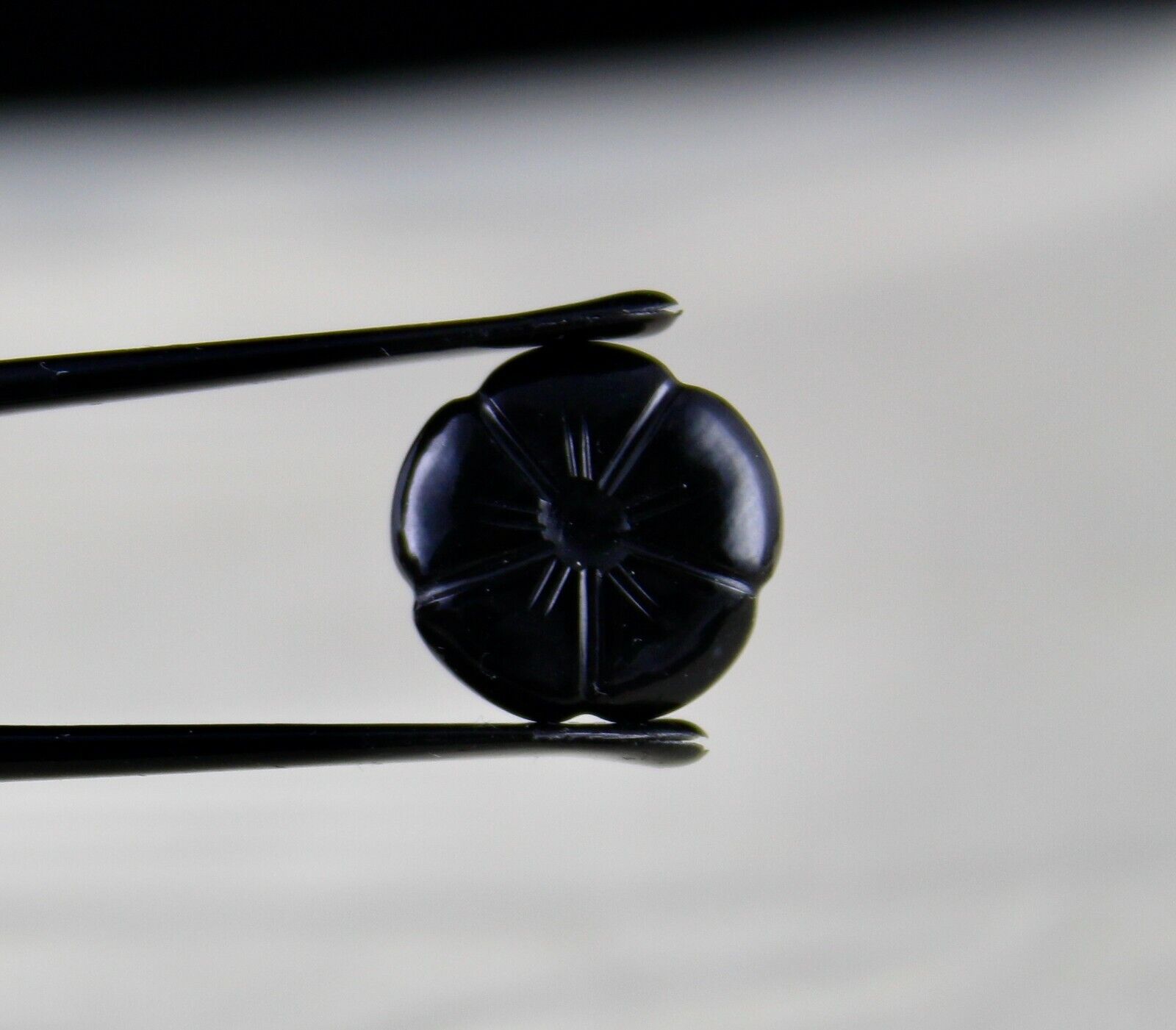 NATURAL BLACK ONYX CARVED FLOWER 15 PCS 63 CTS GEMSTONE RING PENDANT EARRING SET
