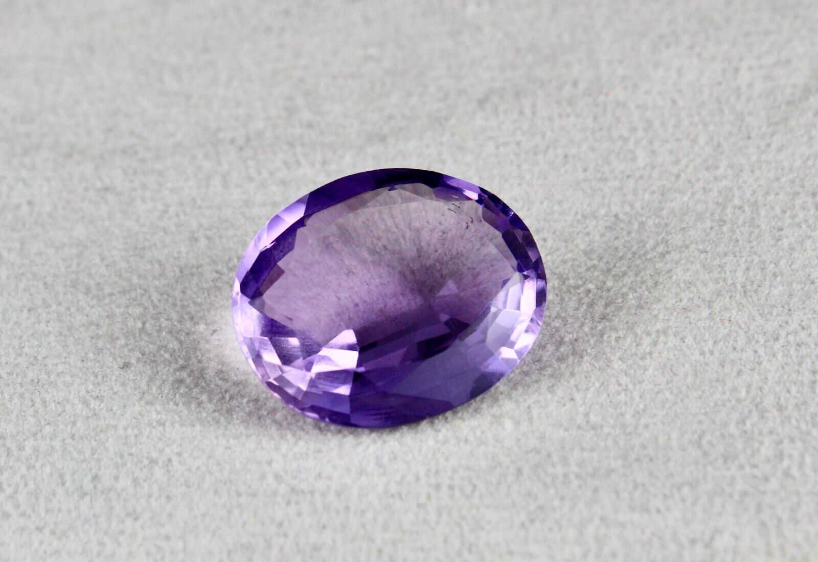 Natural Amethyst Oval Cut Gemstone 24x20mm 28.10 Cts Designing Pendant Ring