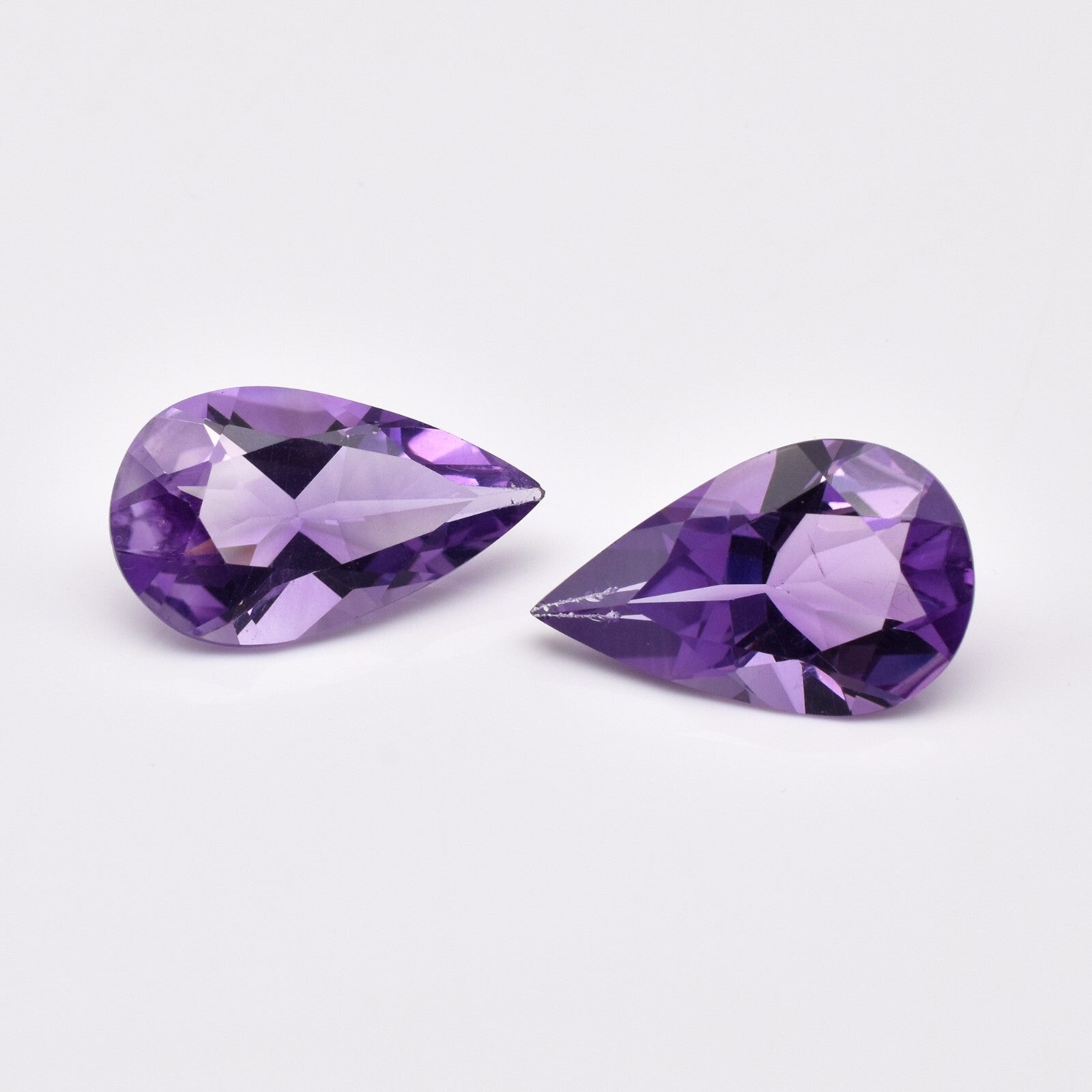 Natural Amethyst Pear Cut Loose Gemstone Pair 26.04ct For Designing Earrings