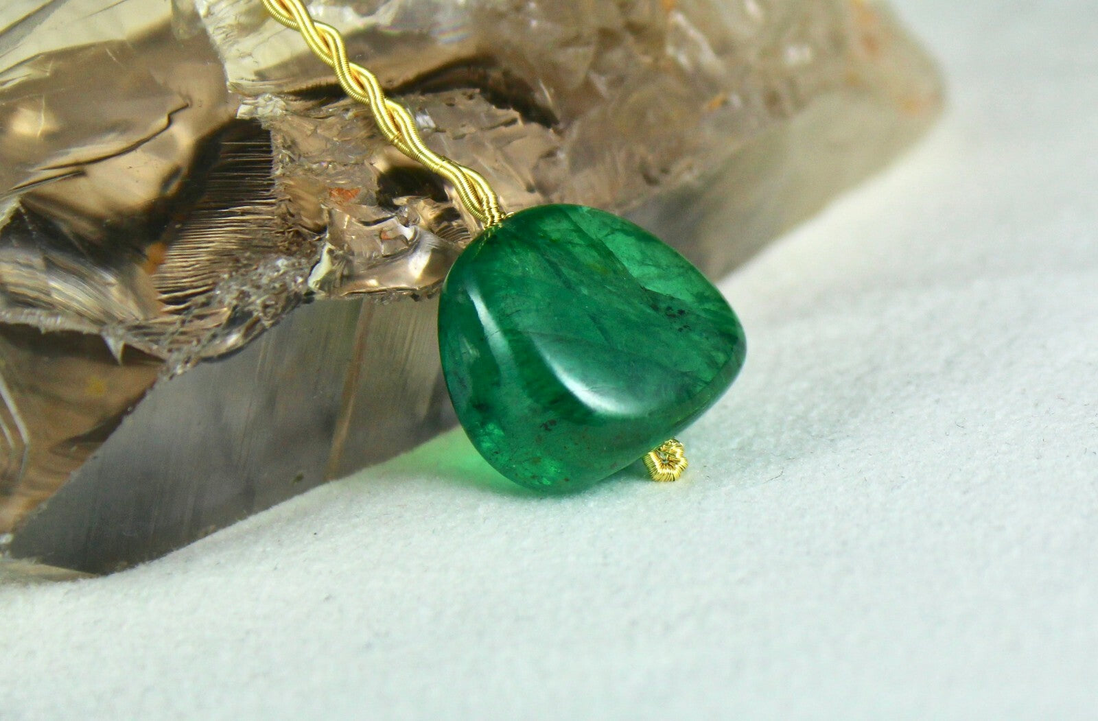 Certified Natural Zambia Emerald Bead 28.70ct Cabochon Gemstone Pendant