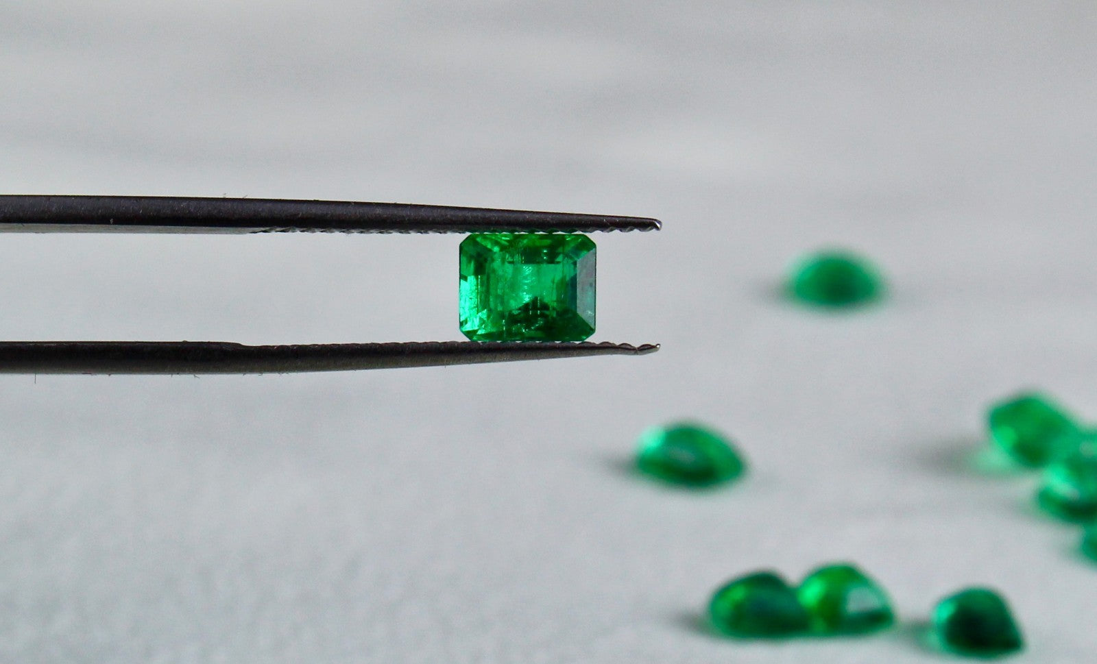 Certified Natural Emerald Octagon 15 Pc 8.52 Ct Gemstone Bracelet Set