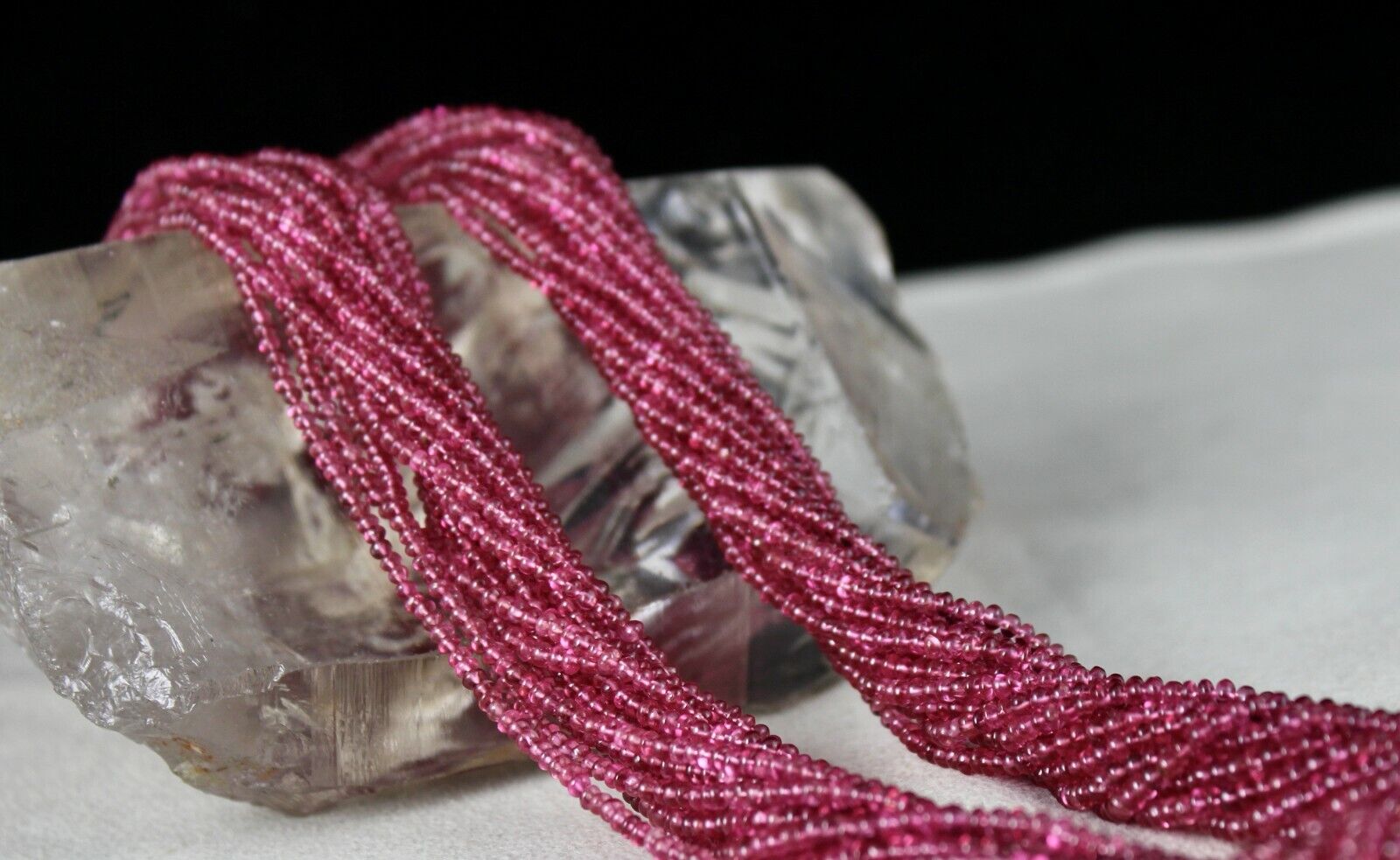 NATURAL UNTREATED SPINEL BEADS ROUND 482 CARATS GEMSTONE LADIES SILVER NECKLACE