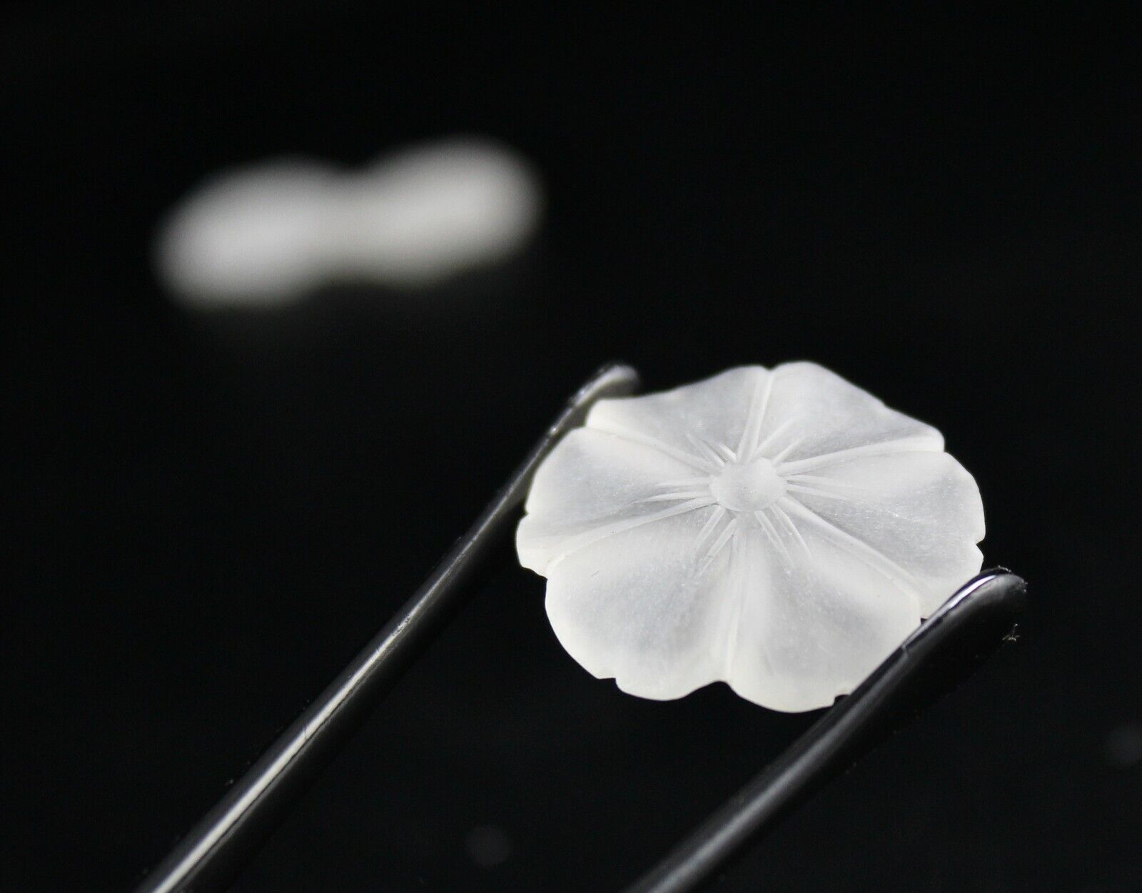 Natural Rock Crystal Quartz Carved Flower 11 Pcs 137 Cts Gemstone Set Designing