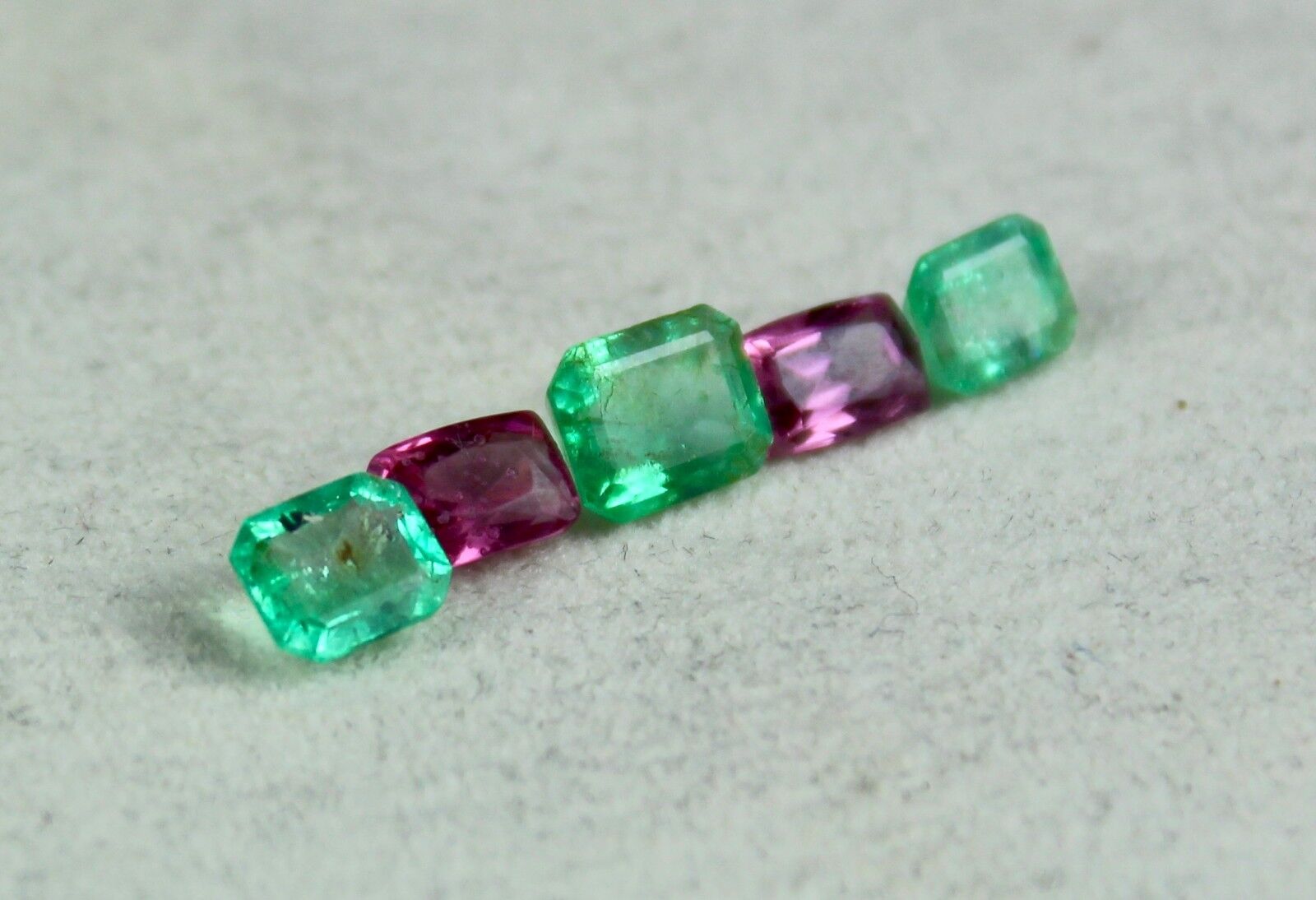 Natural Old Mines Spinel Emerald Octagon Cut 5 pcs 5.04 Carat Gemstone Designing