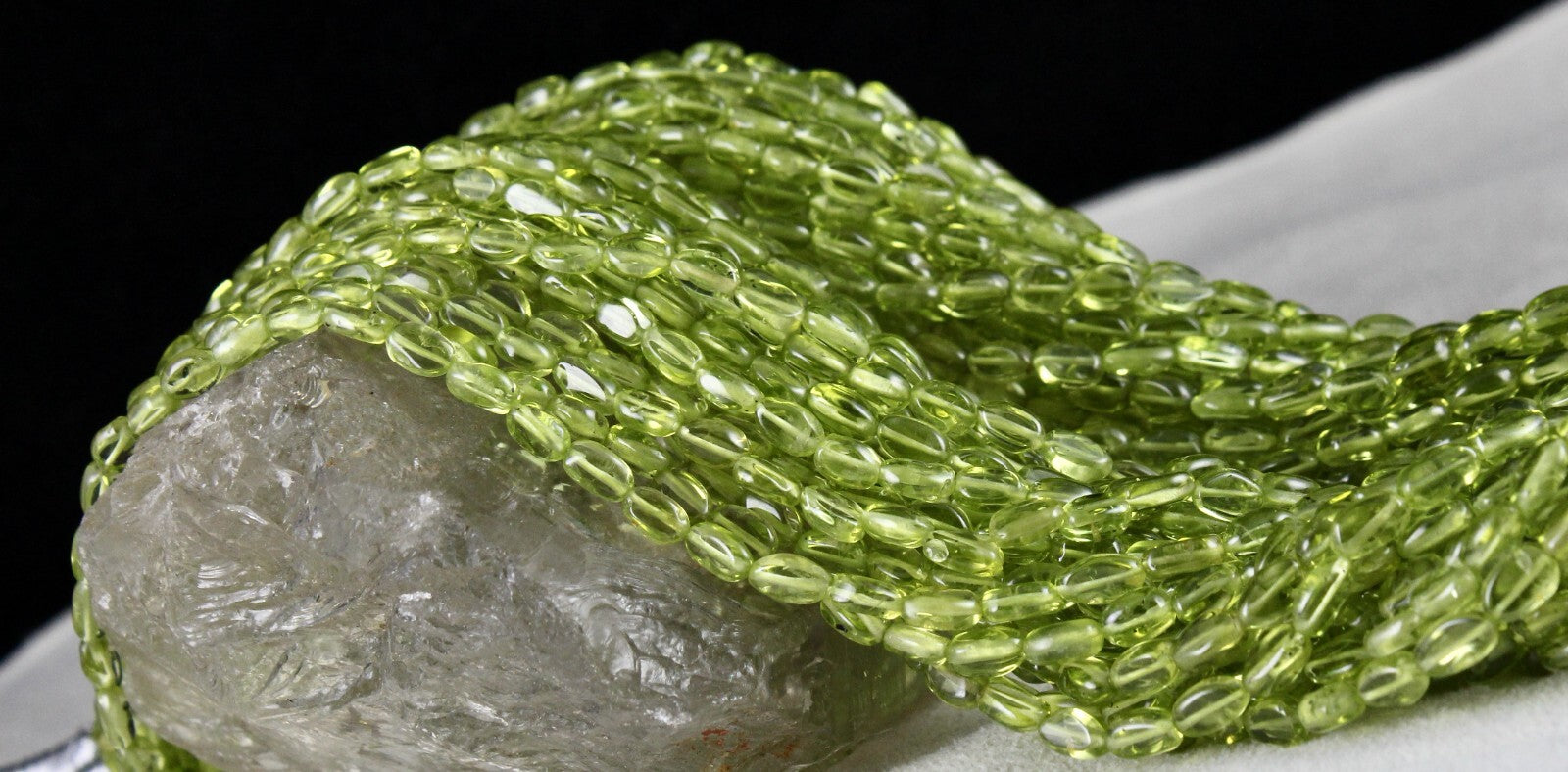 Natural Peridot Green Gemstone Statement Necklace 23 L 1391 Ct Beaded Cabochon