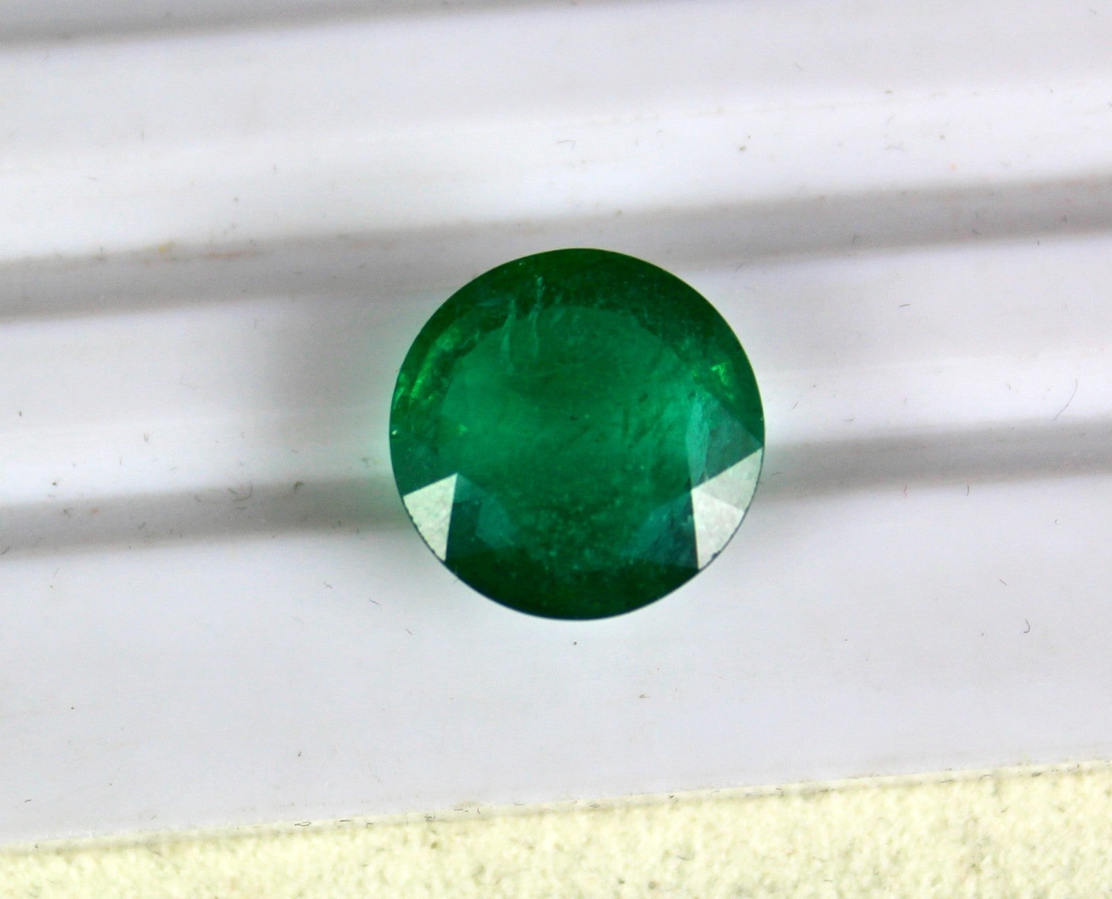Certified 15mm 10.20 Ct Natural Emerald Round Cut Gemstone For Ring Pendant