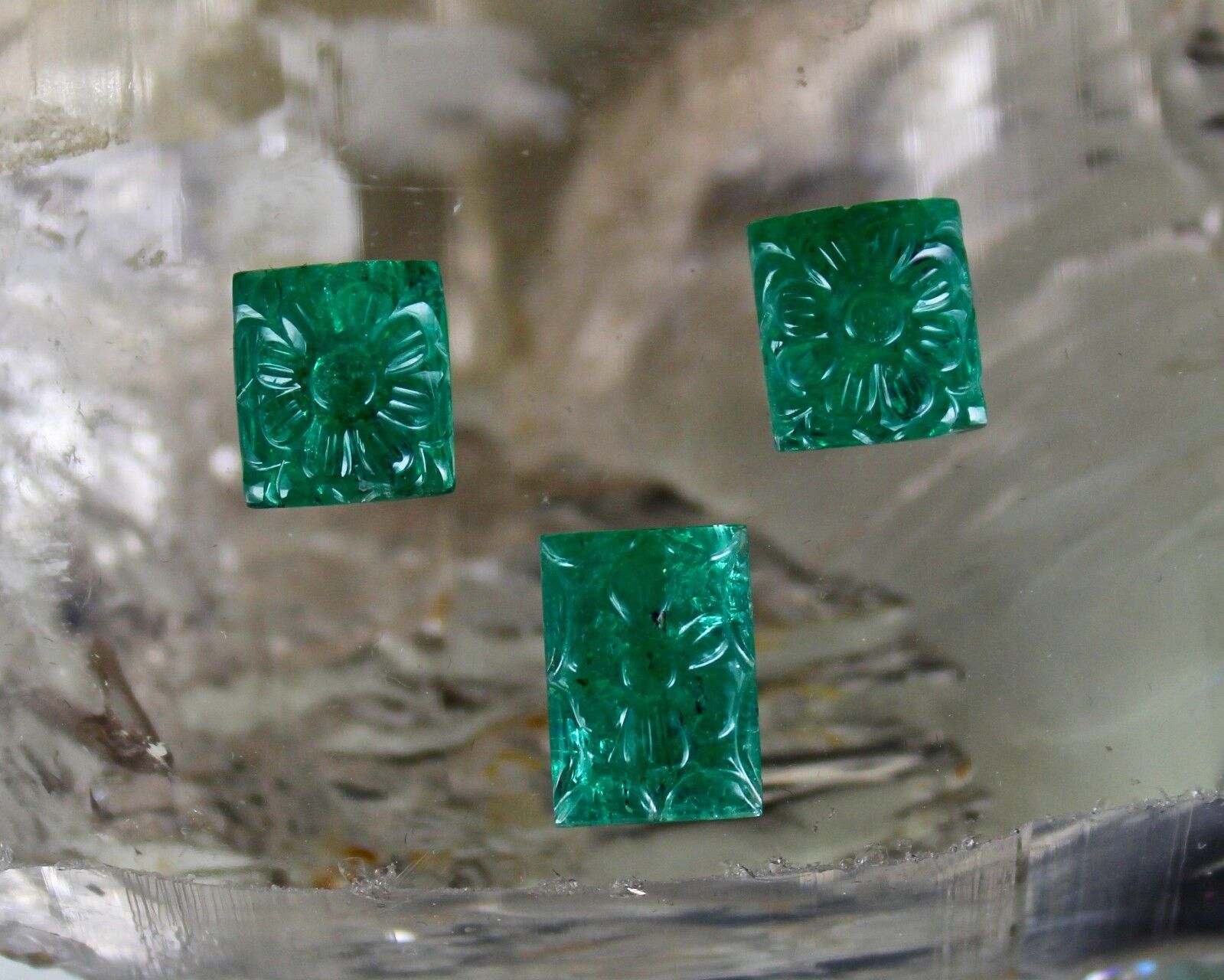 CLASSIC OLD ZAMBIAN EMERALD CARVED 3 PCS 12.97 CTS GEMSTONE FOR RING EARRING SET