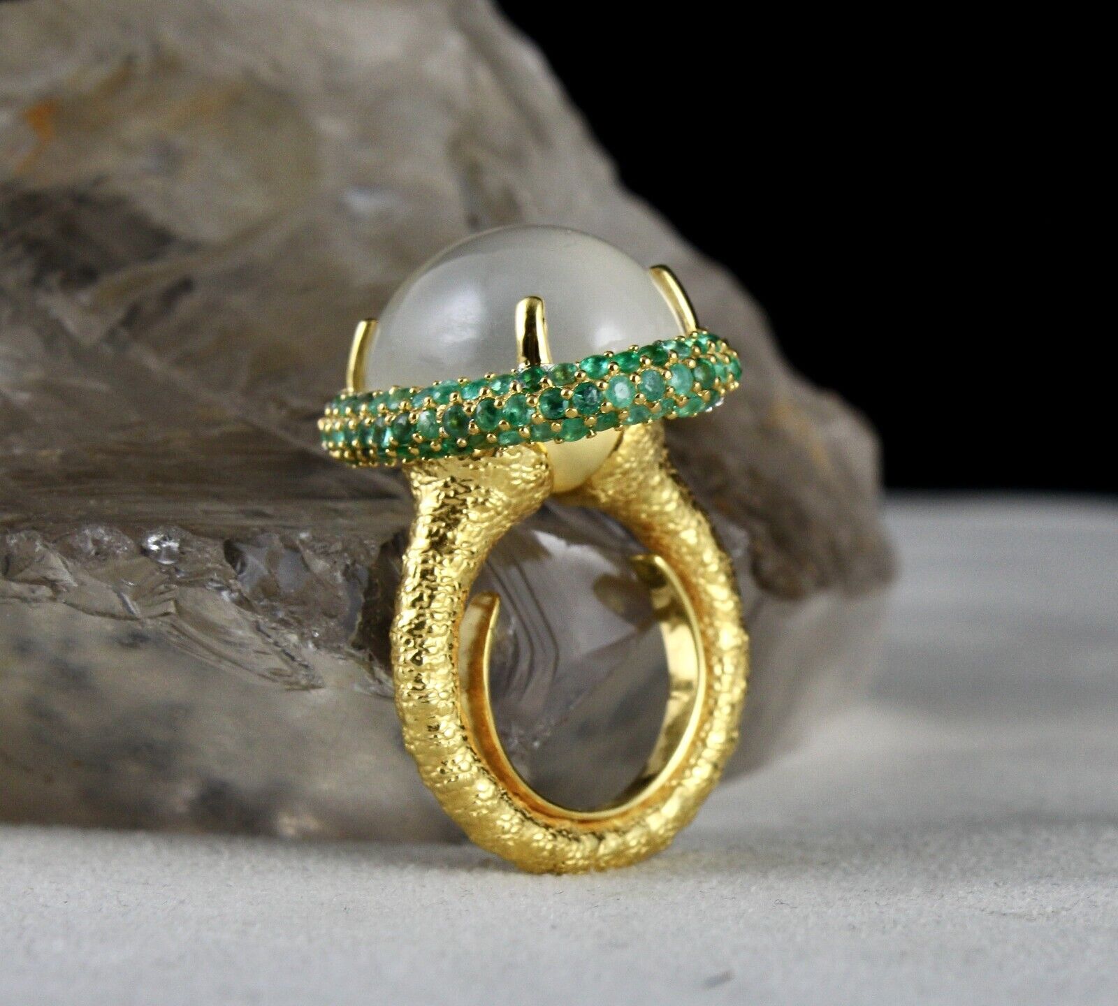 NATURAL MOONSTONE CABOCHON EMERALD 925 STERLING SILVER FINE DESIGN GEMSTONE RING