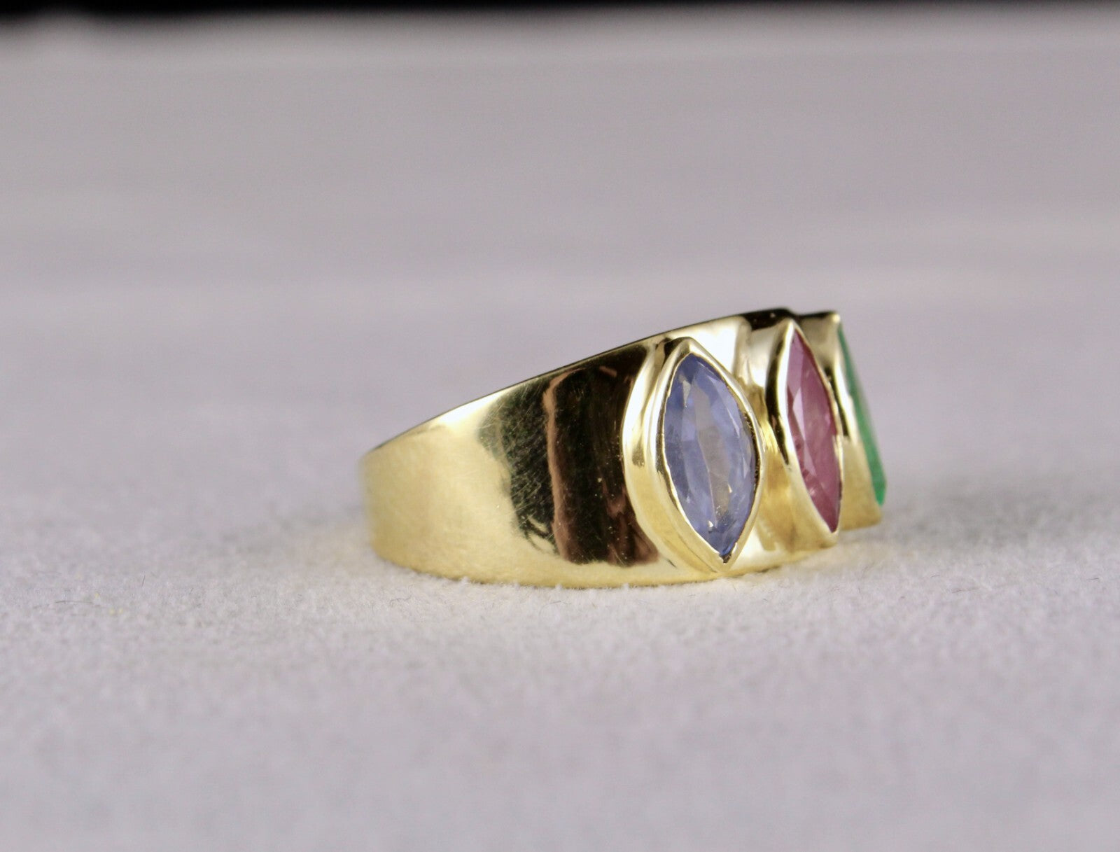 Elegant Natural Emerald 41.75ct Ruby Sapphire Marquise Sterling Silver Ring