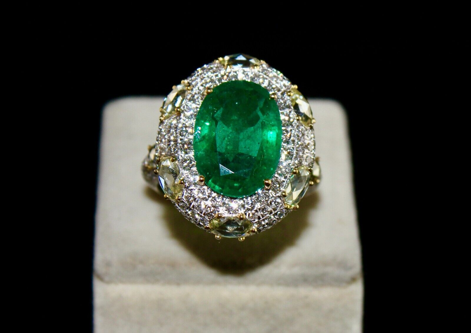 Certified Natural Zambia Emerald Oval Cut RoseCut Diamond 18K Gold Cocktail Ring