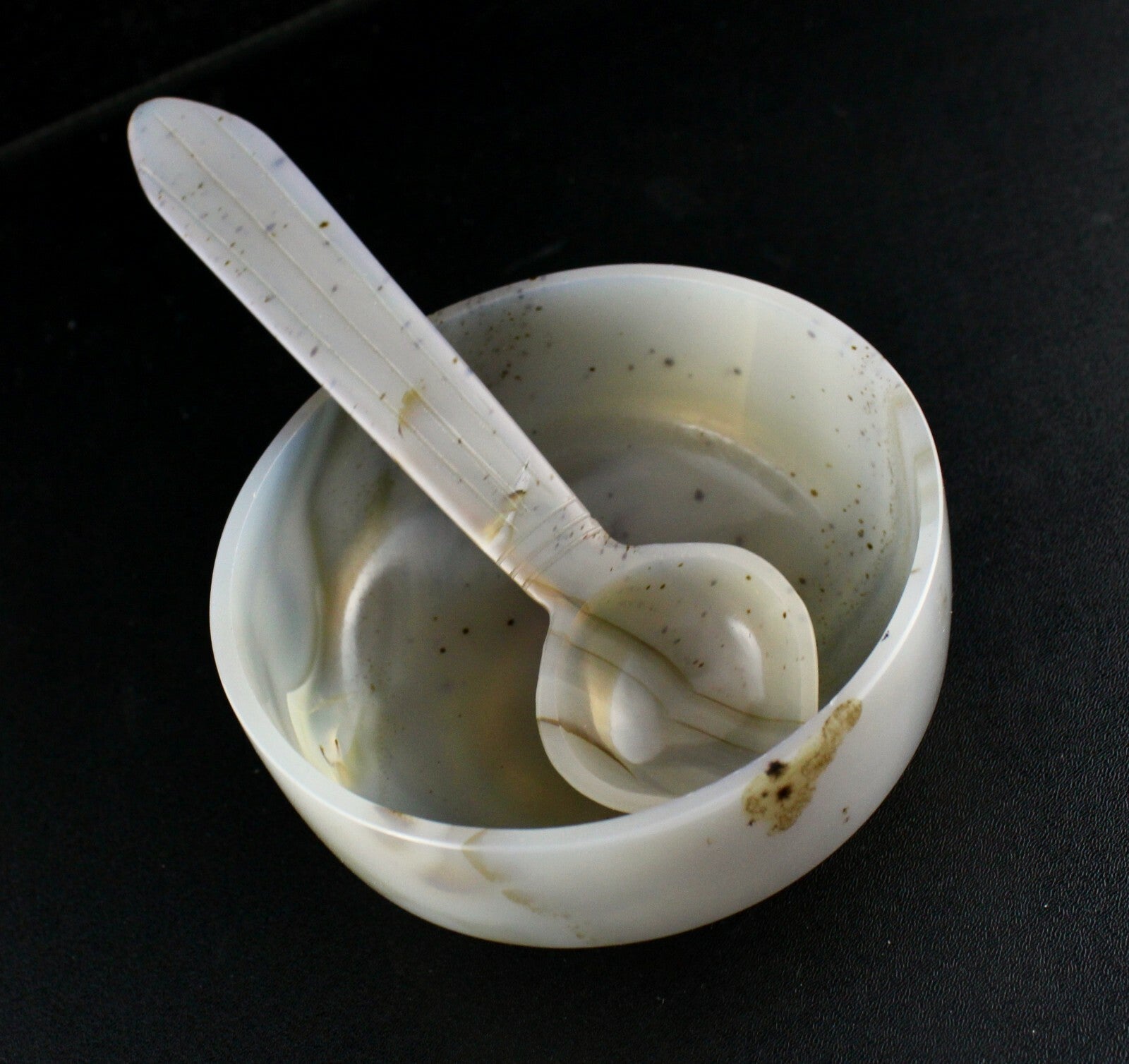 Handcrafted Natural Chalcedony Bowl Spoon 1090 Carats Designer Home Decor Set