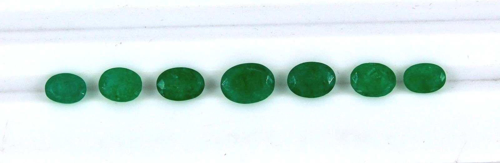 Natural Zambia Emerald Oval Cut 7 Pc 7.30 Ct Loose Gemstone For Designing Set