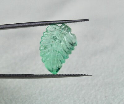 Certified Natural Colombia Emerald 6.10 Ct Carved Leaf Gemstone For Ring Pendant