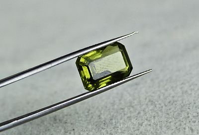 Certified Natural Green Tourmaline 9.42ct 9x15mm Rectangle Gemstone For Ring