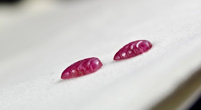 Natural Ruby 4.74 Ct Carved Leaves Loose Gemstone For Earring Design