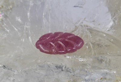 Natural Untreated Ruby Carved Leaf Gemstone 6.96 Ct For Ring Pendant Wedding