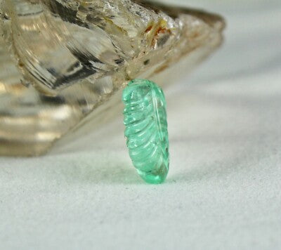 Certified Natural Colombia Emerald 6.10 Ct Carved Leaf Gemstone For Ring Pendant