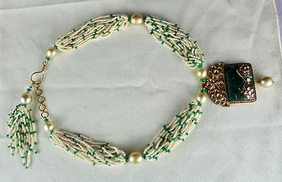 Certified Natural Emerald 10ct Carved Natural Diamond 18k Gold Pearl Necklace