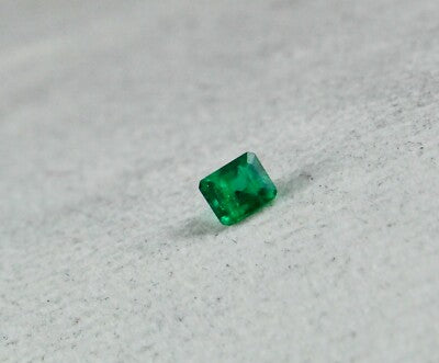 Top Natural Emerald Octagon Cut 6 X 4 Mm 0.66 Ct Gemstone For Ring