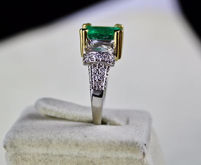 Certified Natural Colombian Emerald 2ct Octagon Natural Diamond 18k Gold Ring