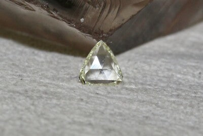 Certified Natural Rose Cut Diamond 0.90ct Triangle Loose Stone For Ring Pendant