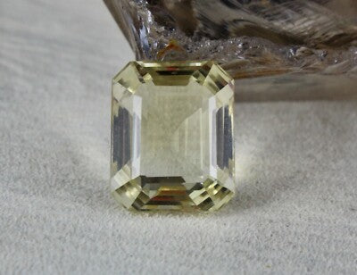 Yellow Citrine Octagon Cut 53.10 Ct Gemstone Pendant Ring Designing