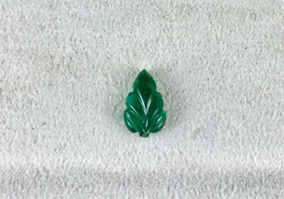 Natural Emerald 1.67 Ct Carved Leaf Gemstone For Ring Pendant Design