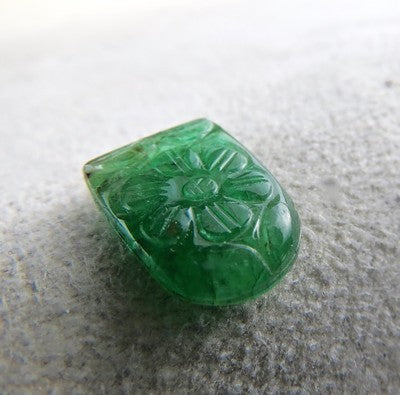 Natural Emerald 6.74 Ct Carved 16x12 Mm Gemstone Birthstone Ring Pendant